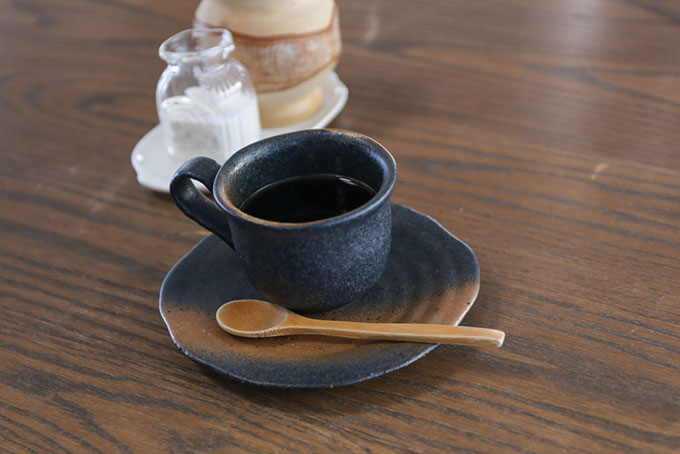 カフェでコーヒータイム