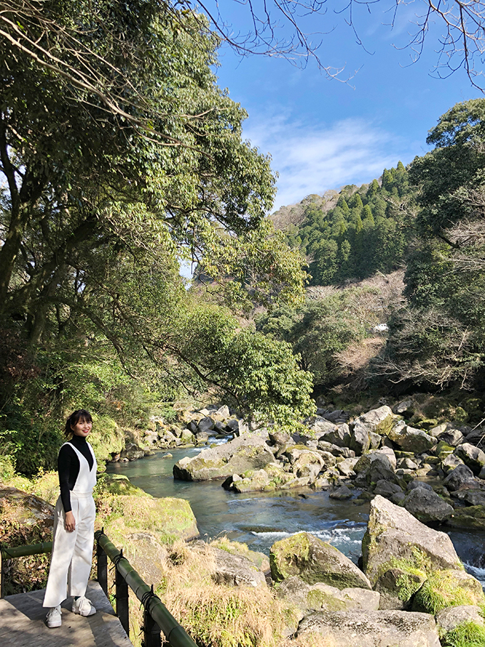 天降川すぐそばの足湯