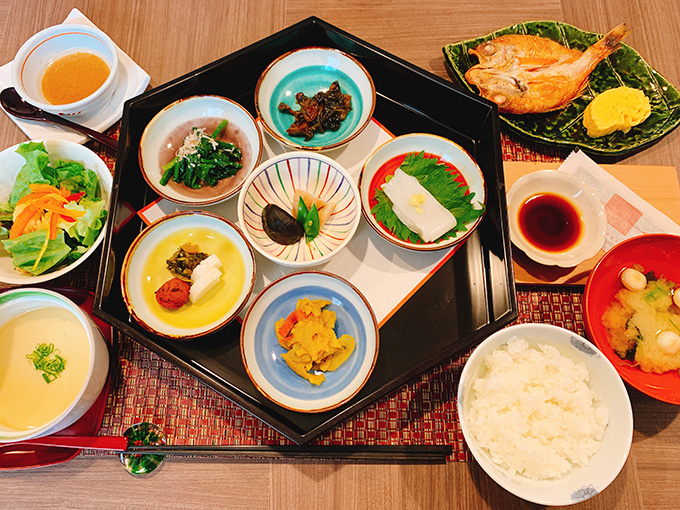 朝ごはん