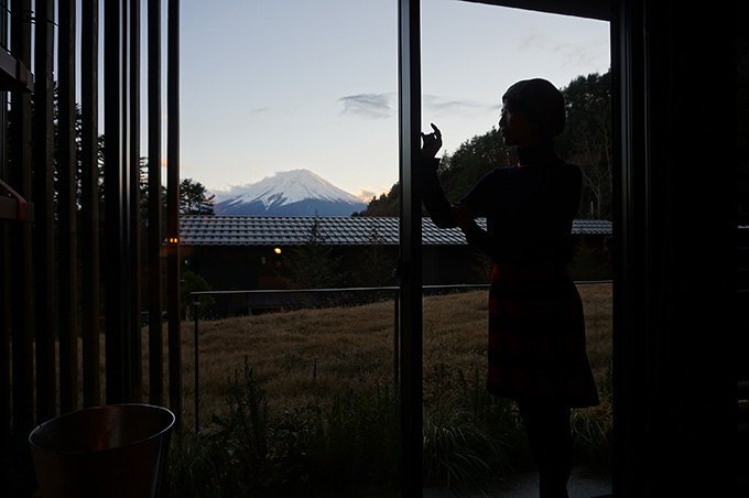 窓一面に富士山がお目見え