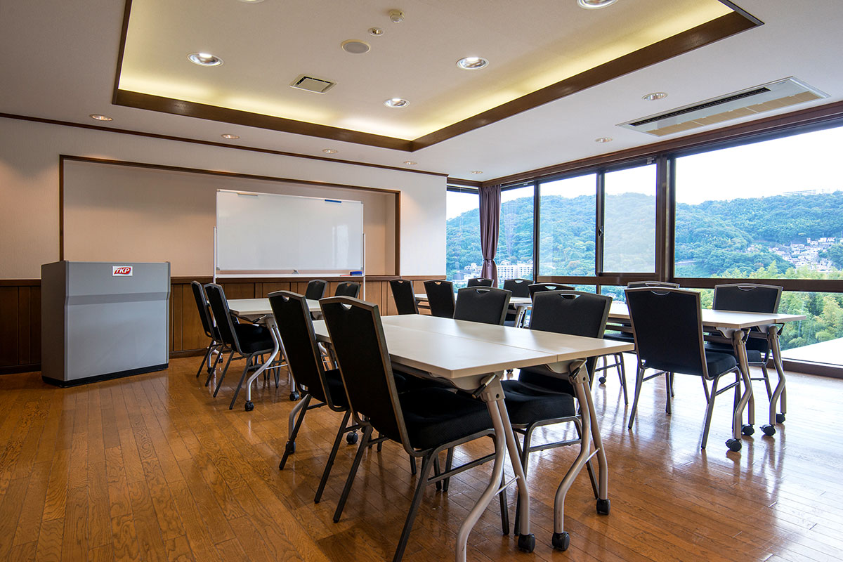 カンファレンスルーム