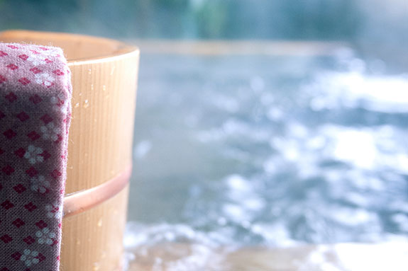 お肌がつべつべになる美人の湯