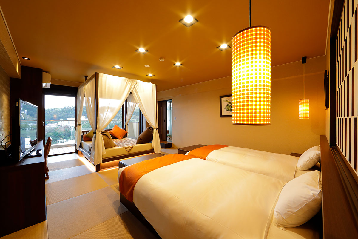 Qoomo500露天風呂付デイベッド・キャビン