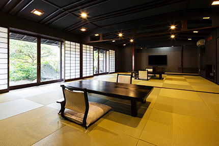温泉半露天付ジャパニーズスイートルーム