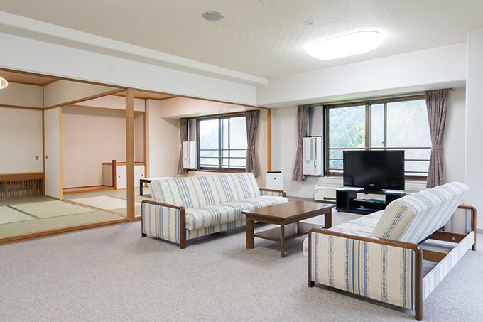 和室ラージルーム　約72～94㎡・5名～8名定員【禁煙】