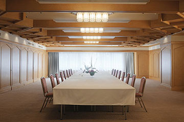 小会議室「如月の間」105㎡　「弥生の間」112㎡