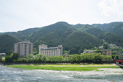 水明館　外観(昼)