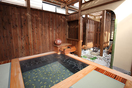 開運茶室露天風呂