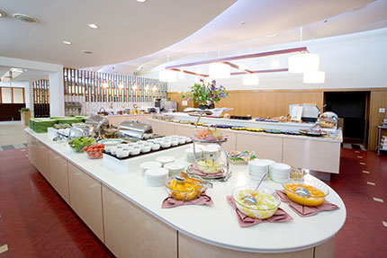 朝食バイキング