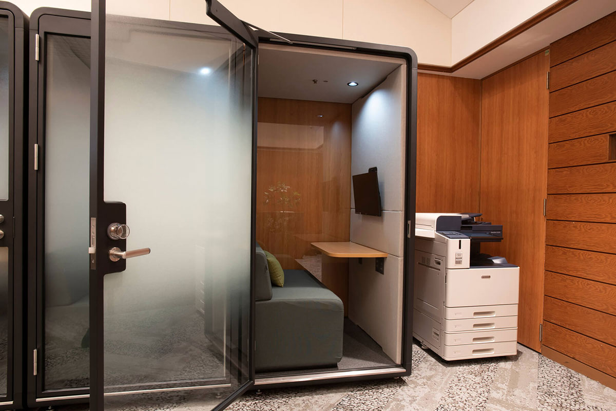 コワーキングルームbyH1T (1)