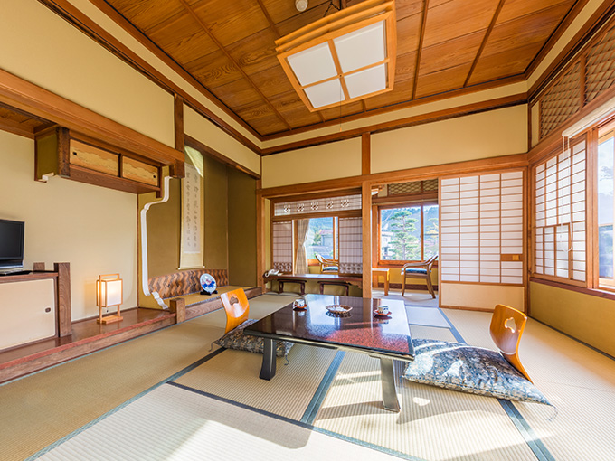 木造庭園側客室