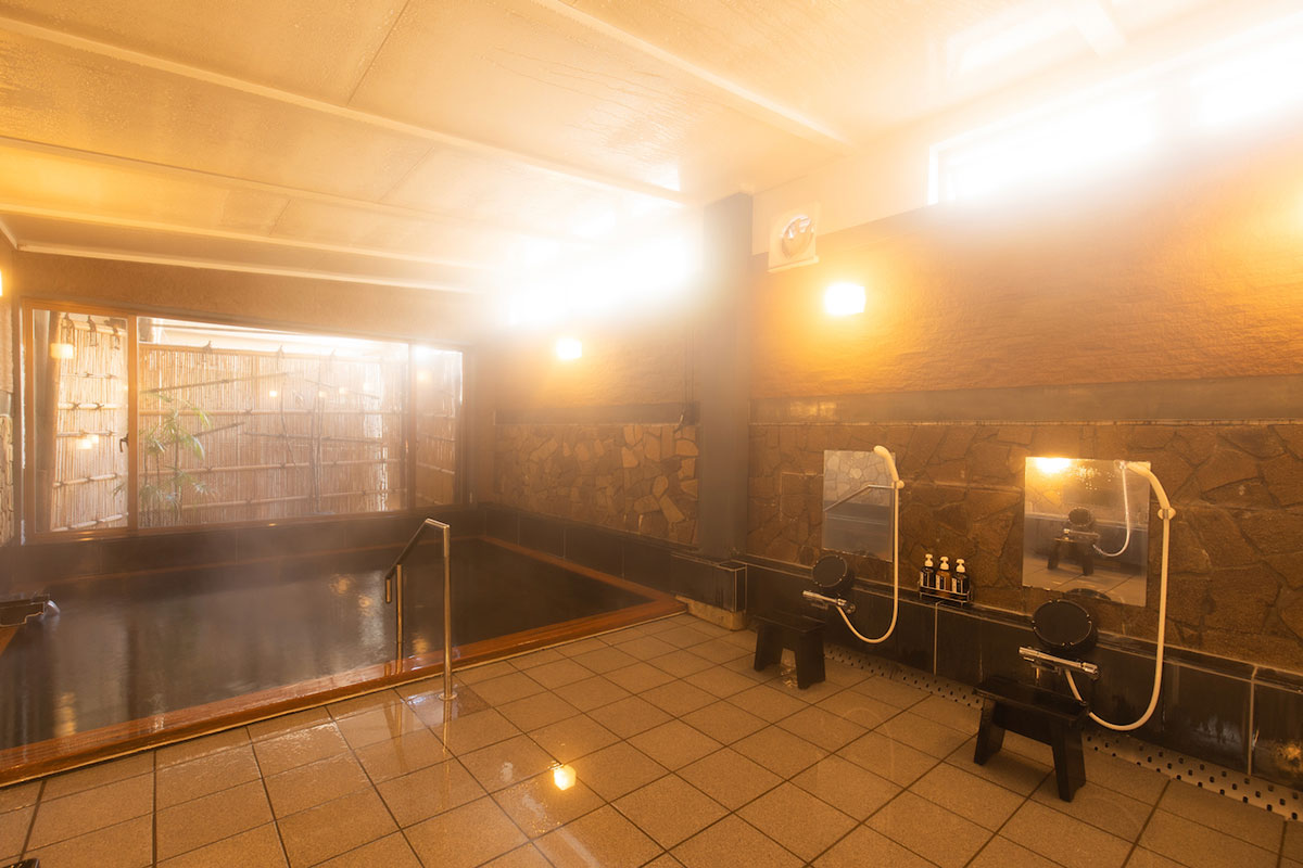 男女別大浴場（入れ替え制）