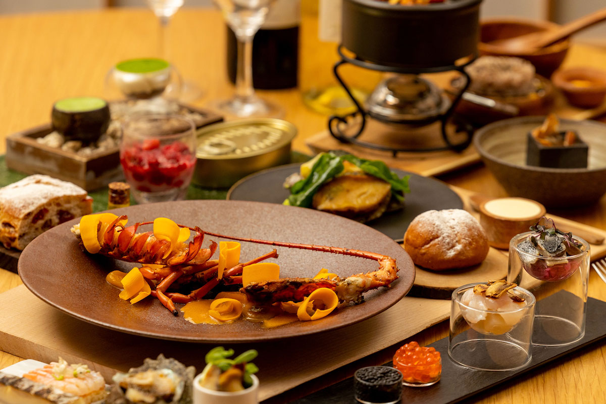 部屋出しの夕食例