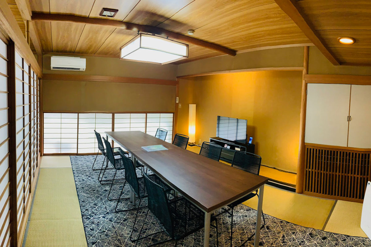貸切用会議室（和室）