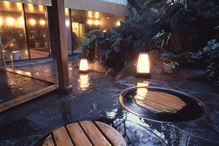 男女別の大浴場・露天風呂がございます。